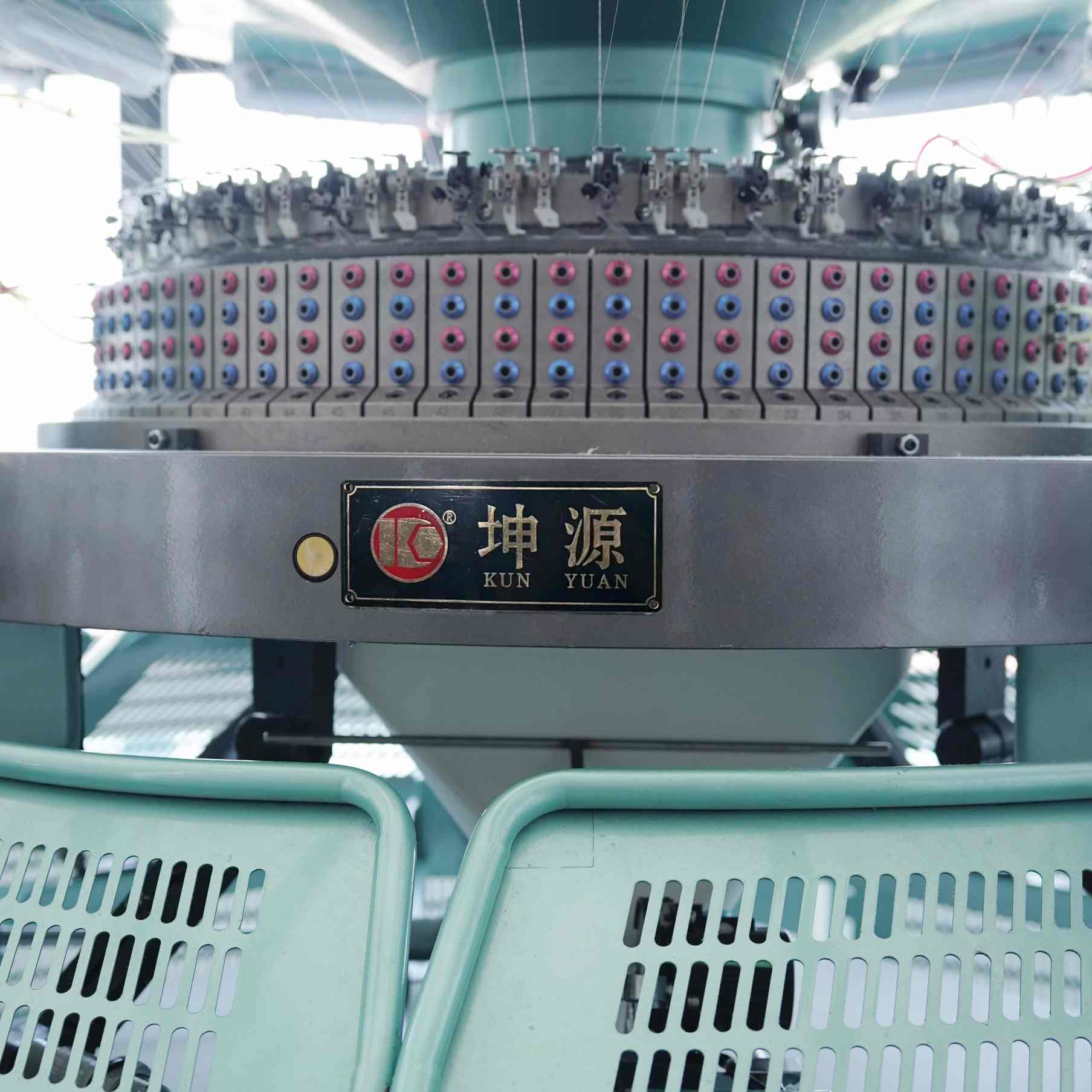 What Are the Main Benefits of Circular Knitting Machines?